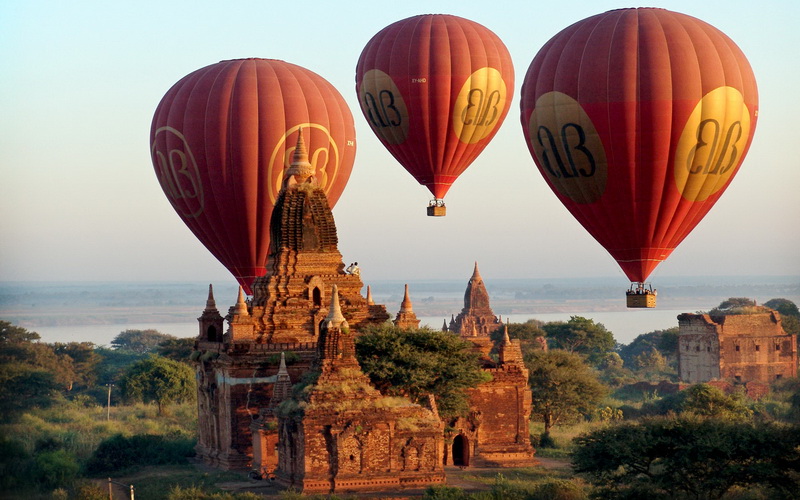 Copy of Balloon over Bagan_3_4